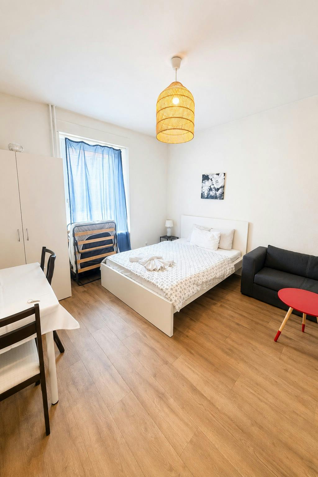 Apartament de închiriat pentru 2.519 EUR pe lună în Zürich, Steinstrasse