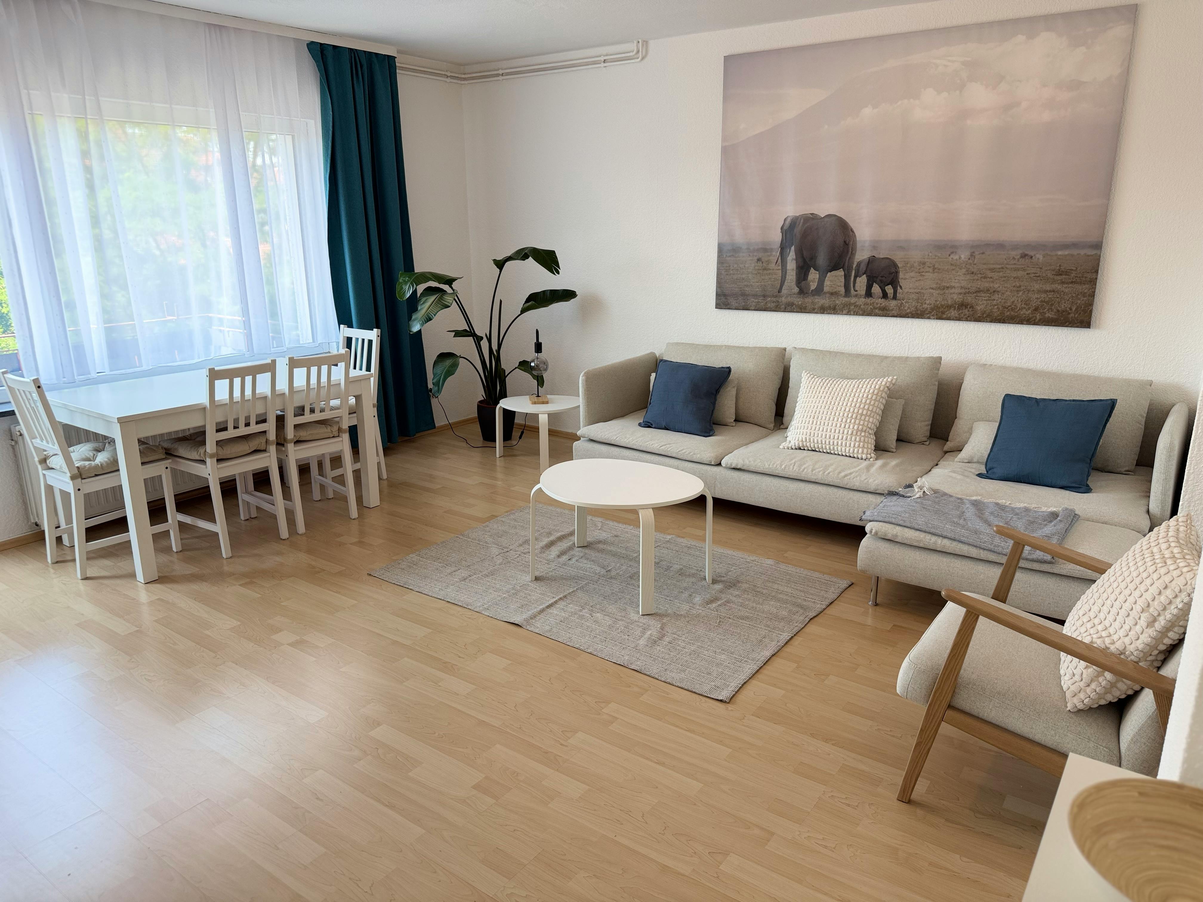 Appartement te huur voor € 2.000 per maand in Braunschweig, Thomaestraße