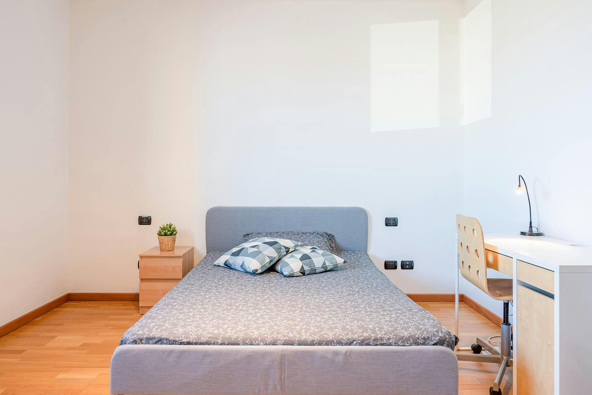 Private room in Viale dell'Innovazione, Milan (1721996) ROOM 2