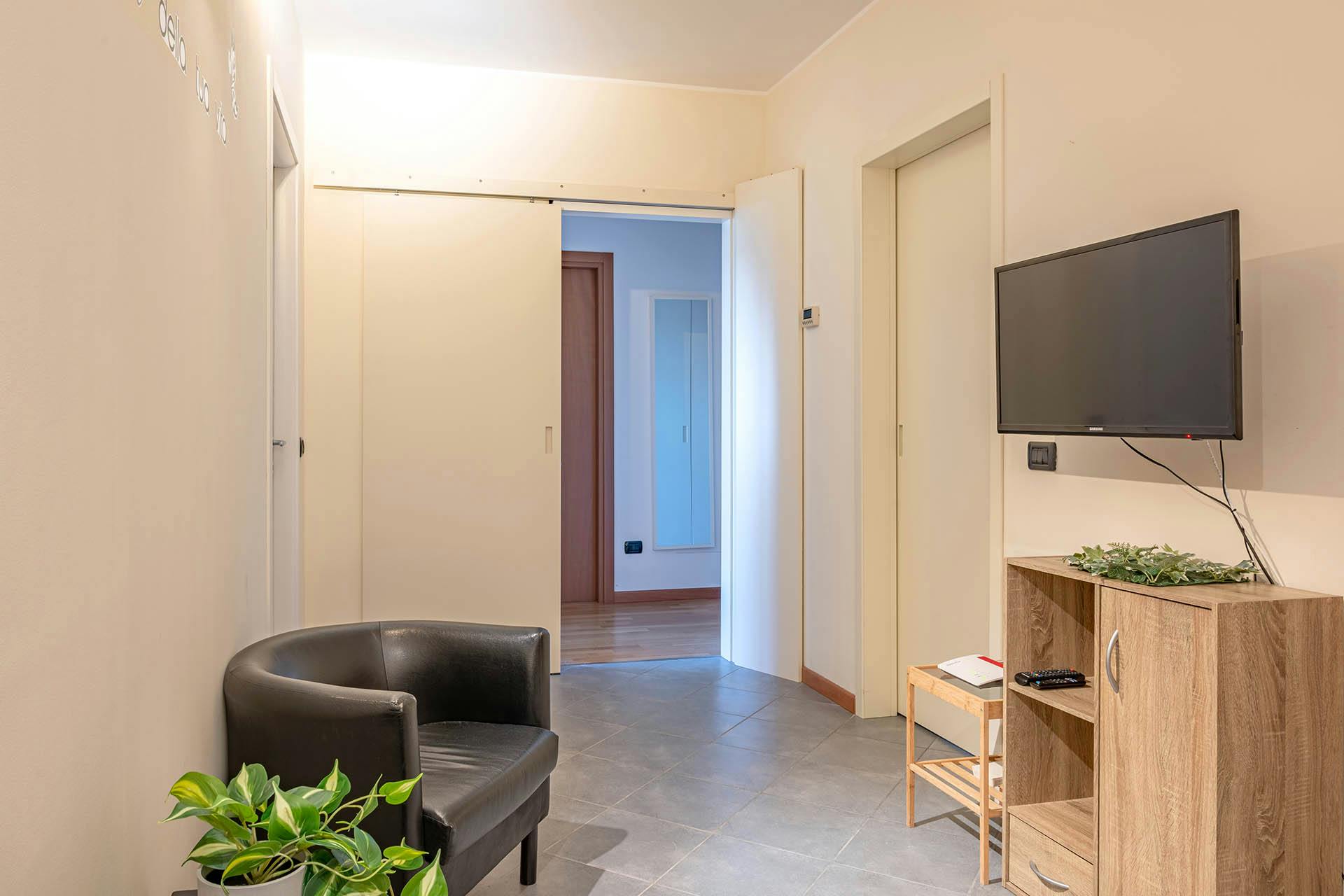 Private room in Viale dell'Innovazione, Milan (1721996) room image 7