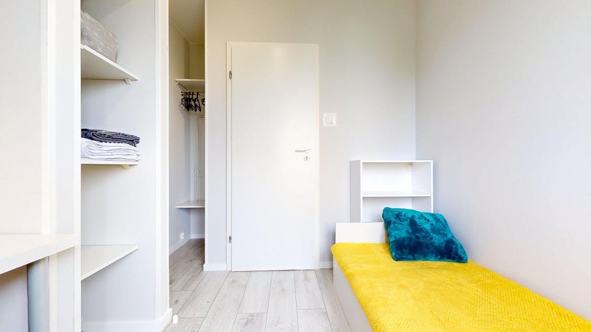 Służby Polsce, Warsaw preview
