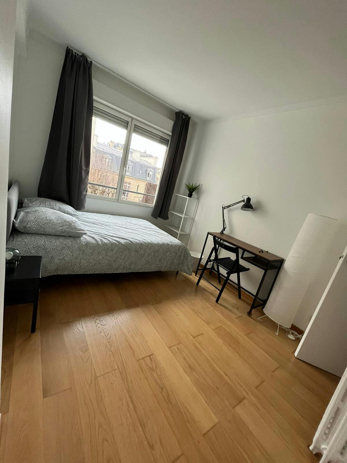 Private room in Rue Léonard de Vinci, Paris (1722028) room image 1