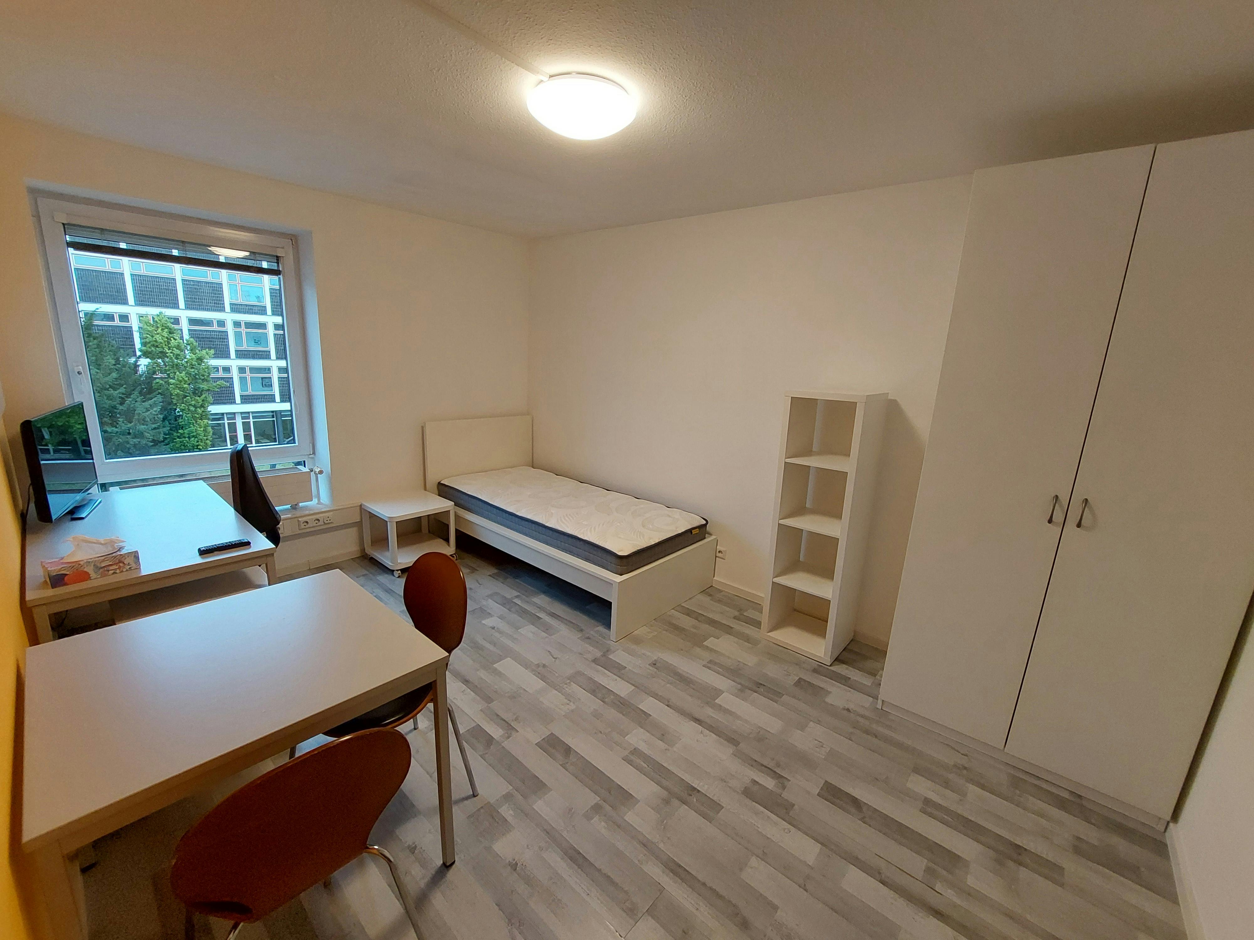 Privé kamer te huur voor € 440 per maand in Heilbronn, Paulinenstraße