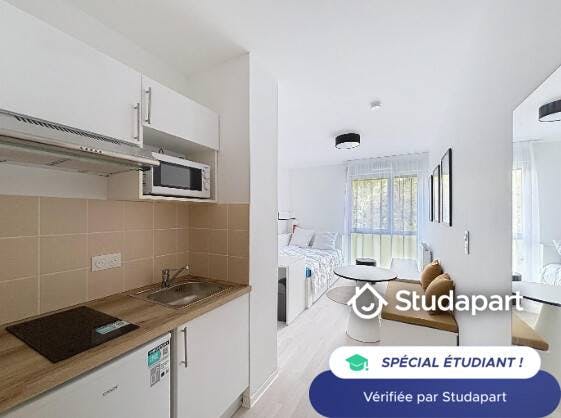 Chambre privée à louer pour 454 €/mois à Niort, Rue Réaumur