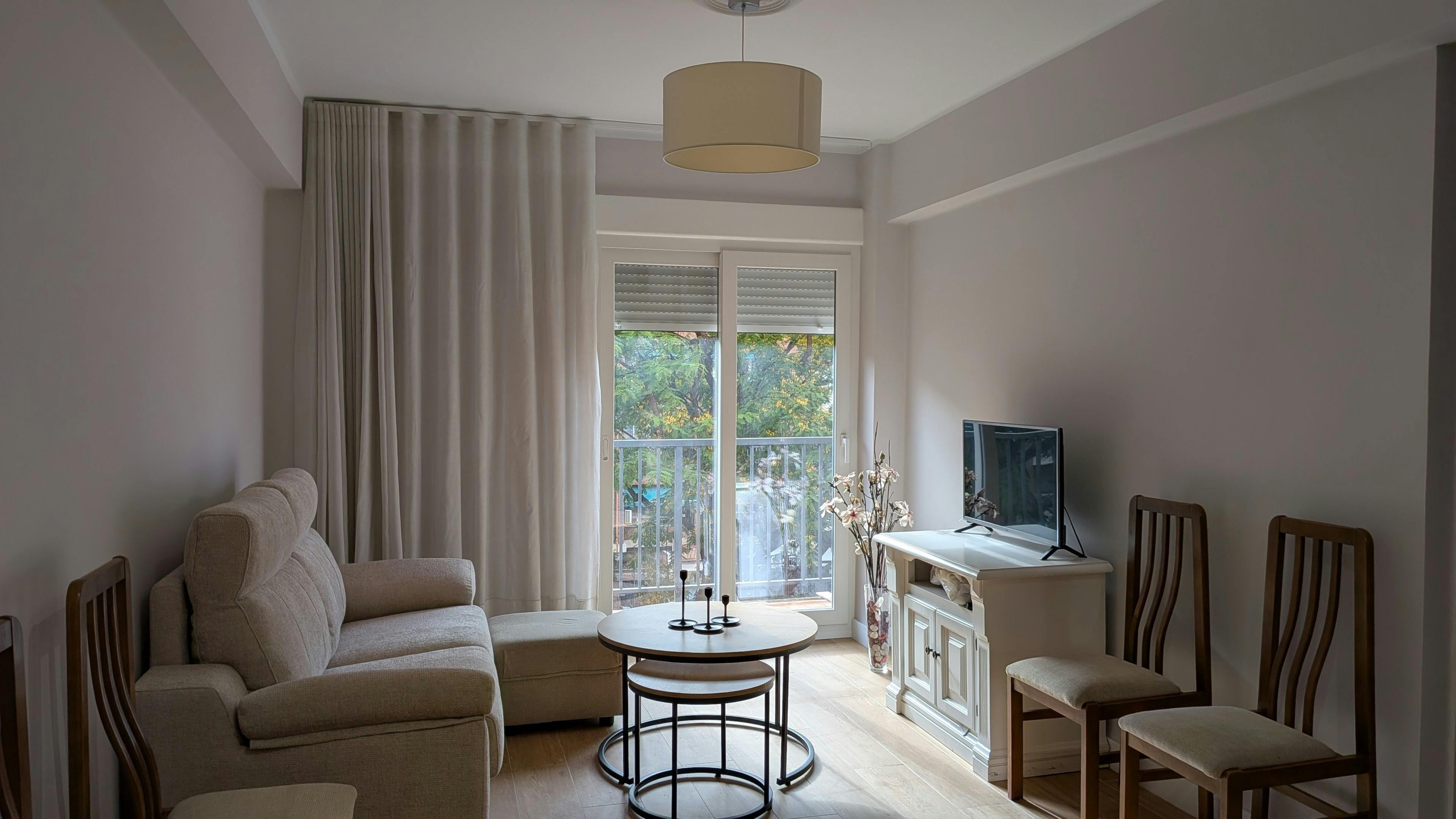 Private room in Carrer del Doctor Manuel Candela, Valencia (1722251) room image 1