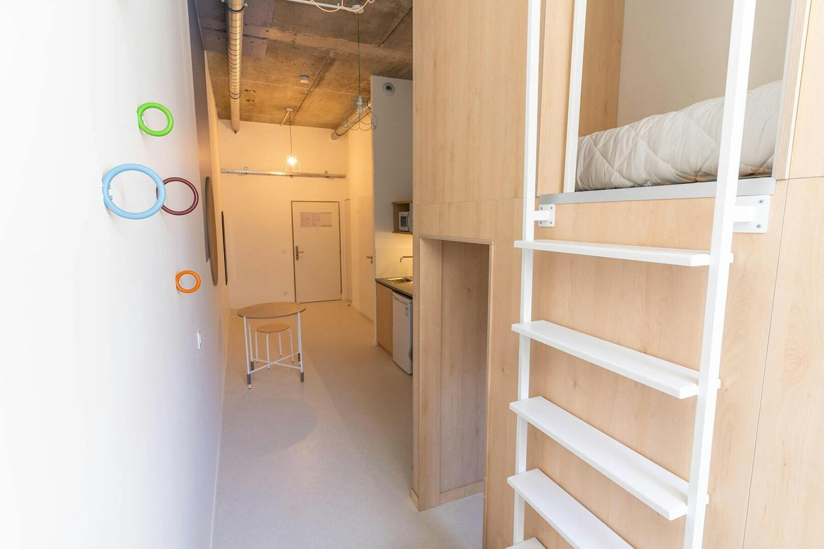 Shared room in Rue du Centre, Noisy-le-Grand (1722479) room image 1