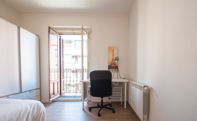 Calle de Santa Feliciana, Madrid preview