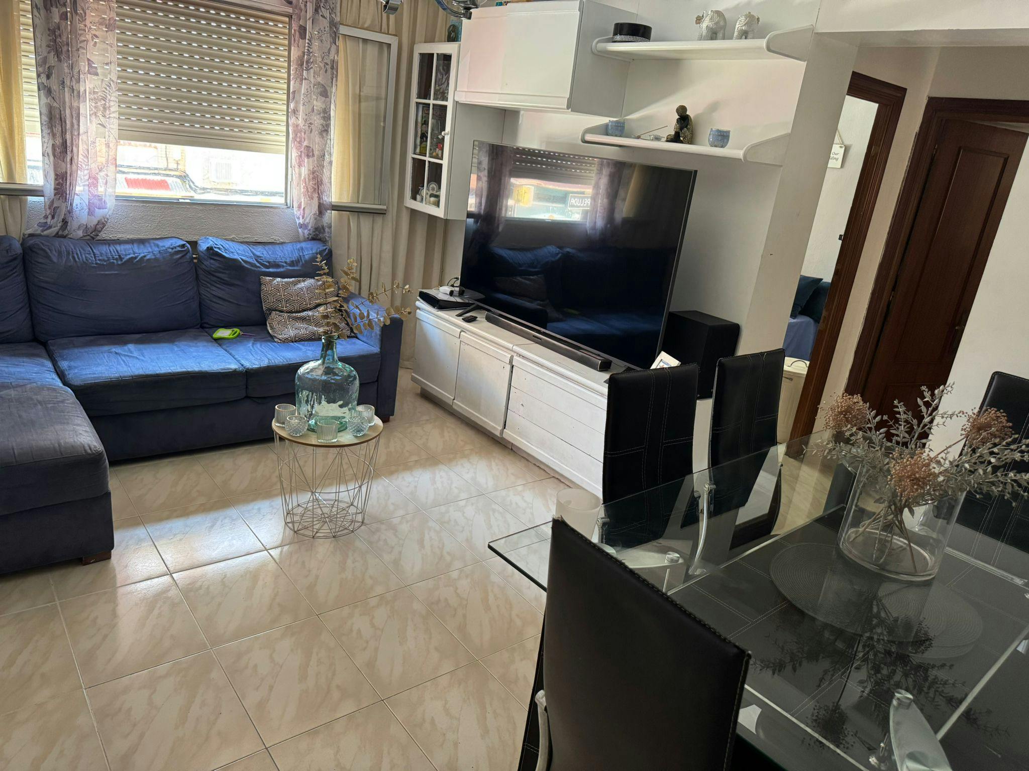 Appartement te huur voor € 750 per maand in Madrid, Calle de San Maximiliano