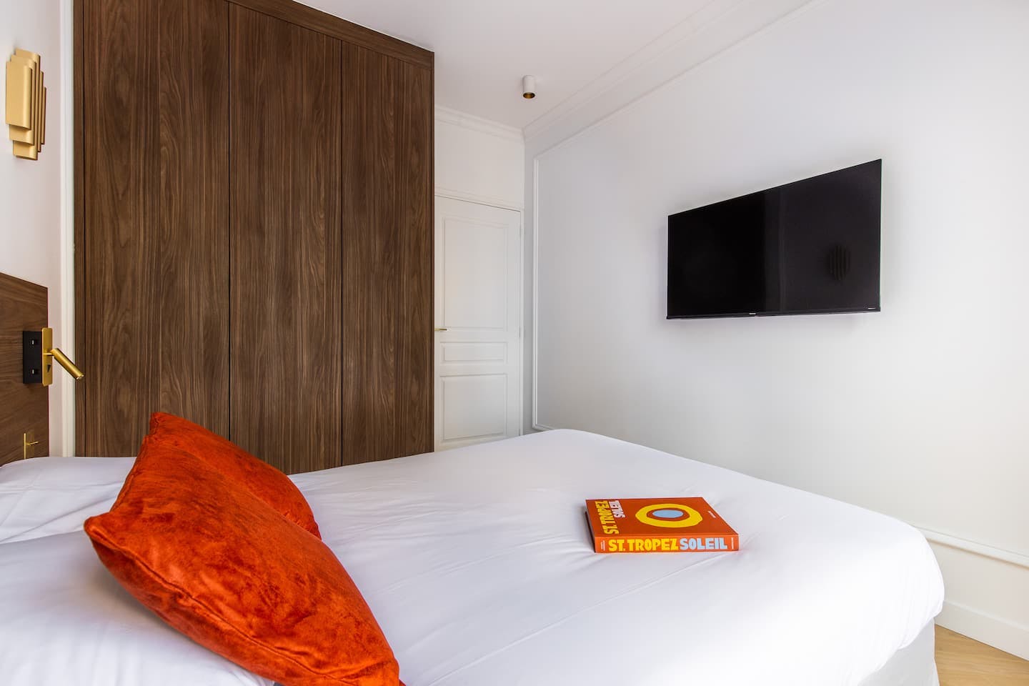 1-Bedroom Apartment in Rue des immeubles Industriels, Paris (1722583) room image 10