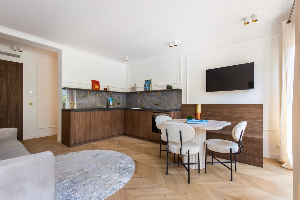 1-Bedroom Apartment in Boulevard Voltaire, Paris (1722586) ROOM 1
