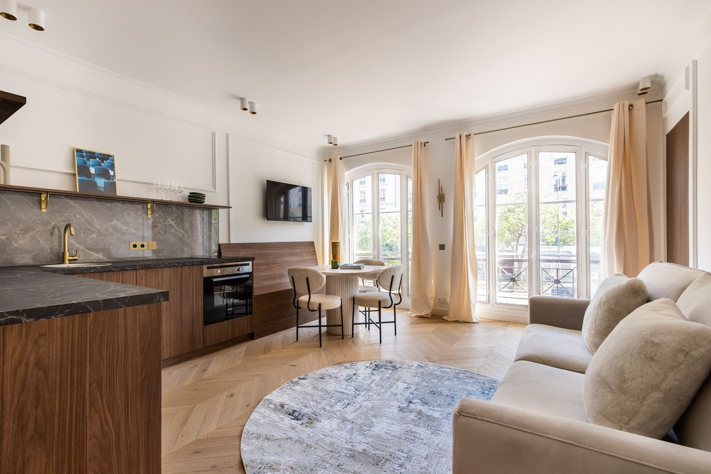 1-Bedroom Apartment in Boulevard Voltaire, Paris (1722586) ROOM