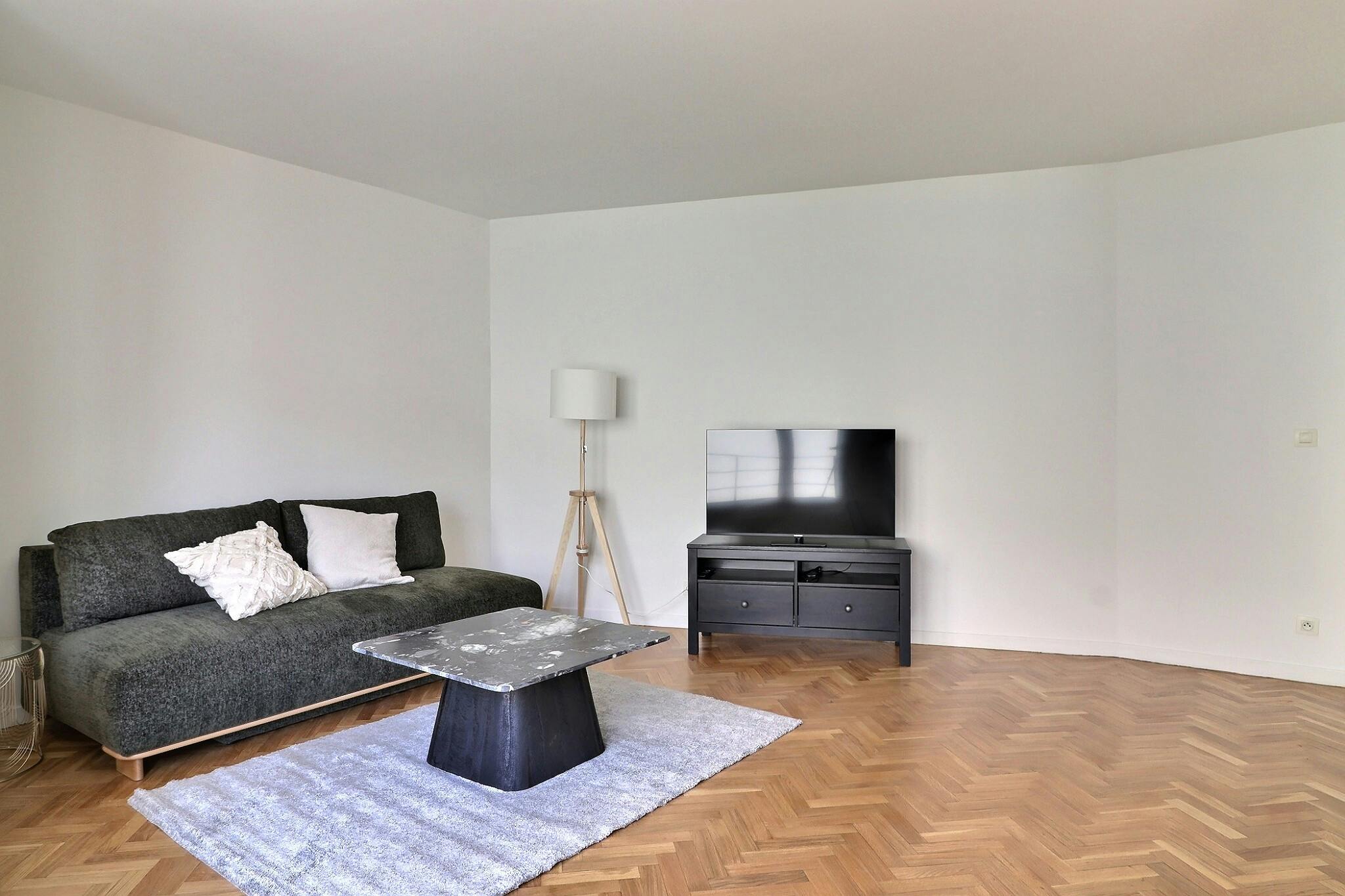 1-Bedroom Apartment in Rue des Vinaigriers, Paris (1722594) ROOM 3