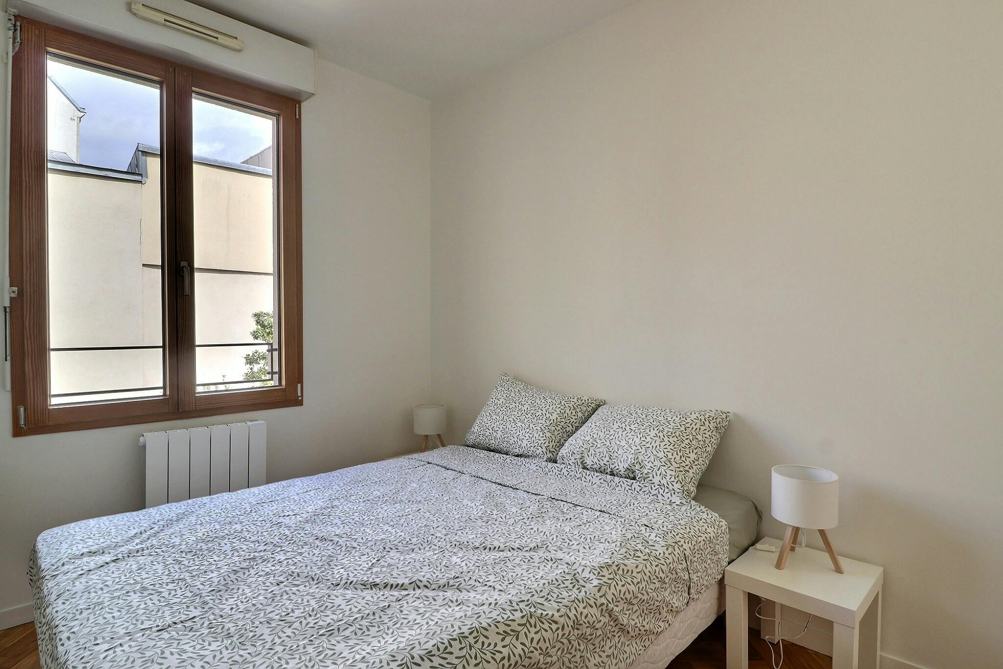 1-Bedroom Apartment in Rue des Vinaigriers, Paris (1722594) ROOM 1