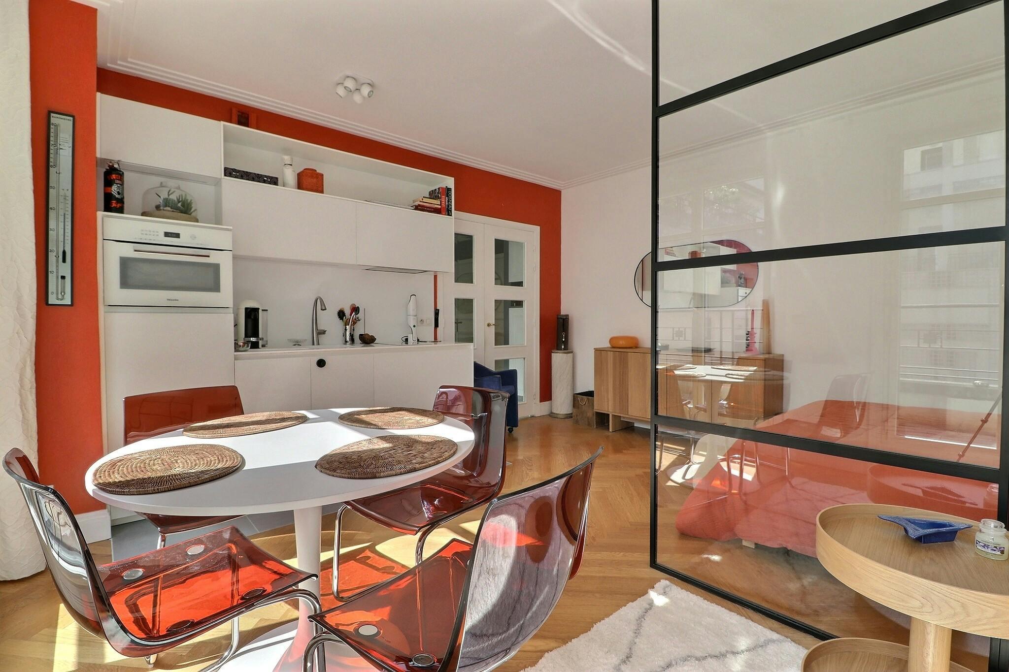 1-Bedroom Apartment in Rue de l'Université, Paris (1722595) ROOM 3