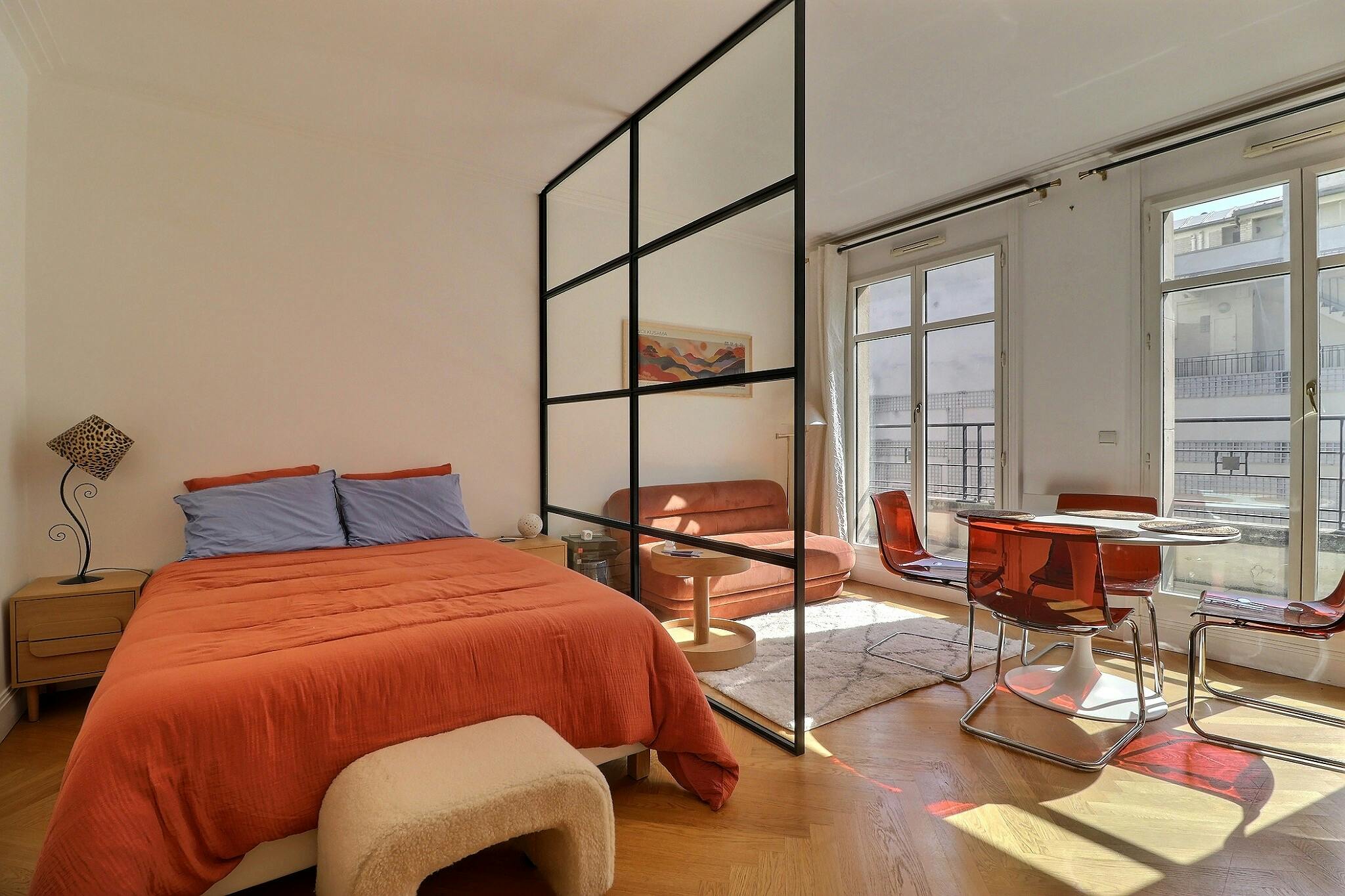 1-Bedroom Apartment in Rue de l'Université, Paris (1722595) ROOM