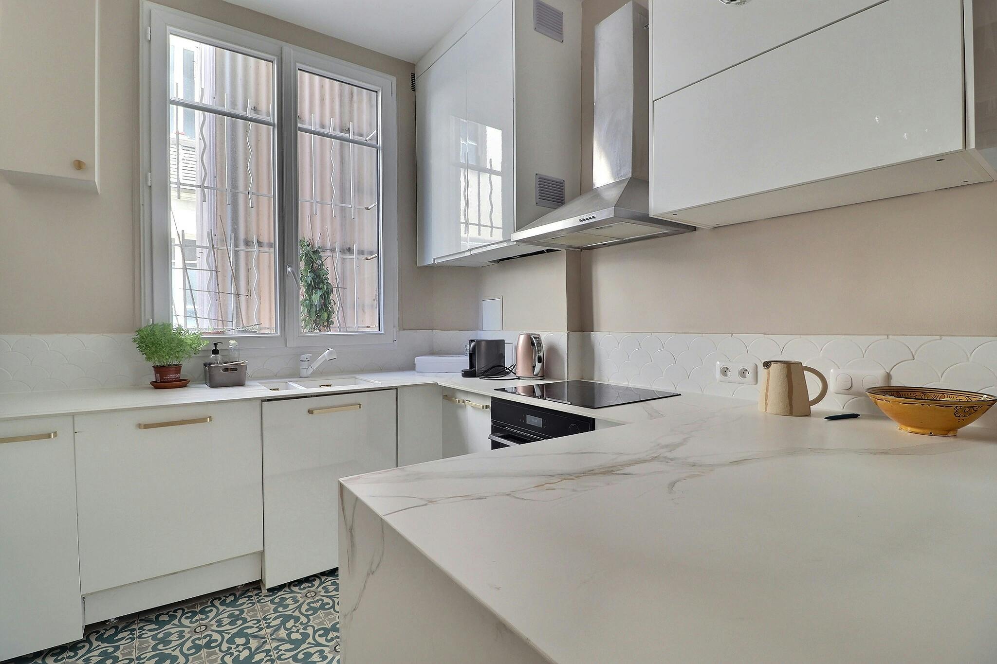 1-Bedroom Apartment in Rue du Delta, Paris (1722597) ROOM 1