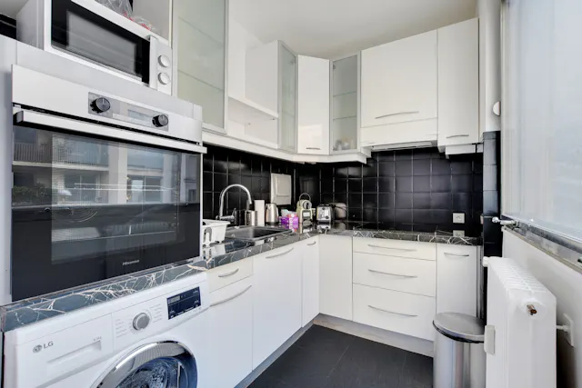1-Bedroom Apartment in Avenue Victor Hugo, Paris (1722598) room image 10