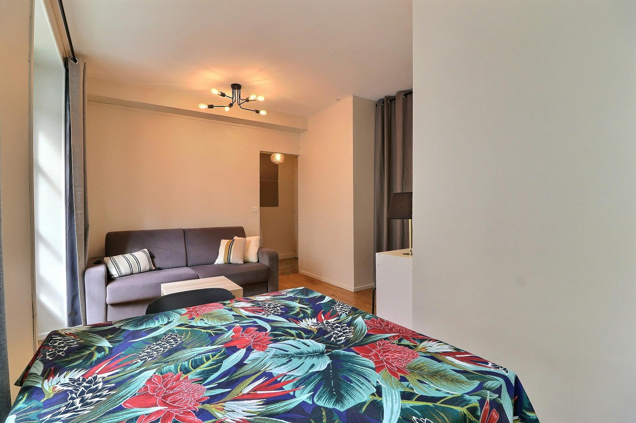 1-Bedroom Apartment in Avenue Jean Jaurès, Paris (1722602) ROOM 2