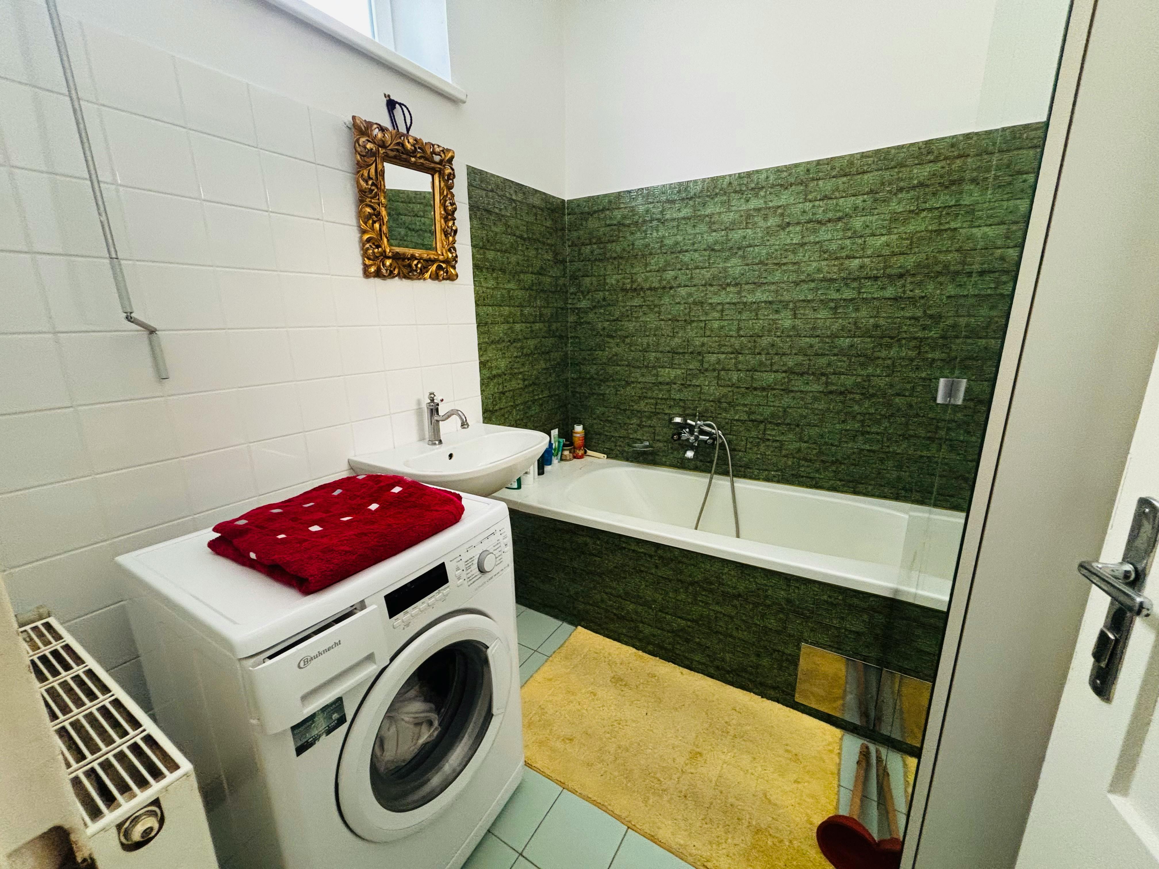 1-Bedroom Apartment in Veitingergasse, Vienna (1722621) ROOM 1