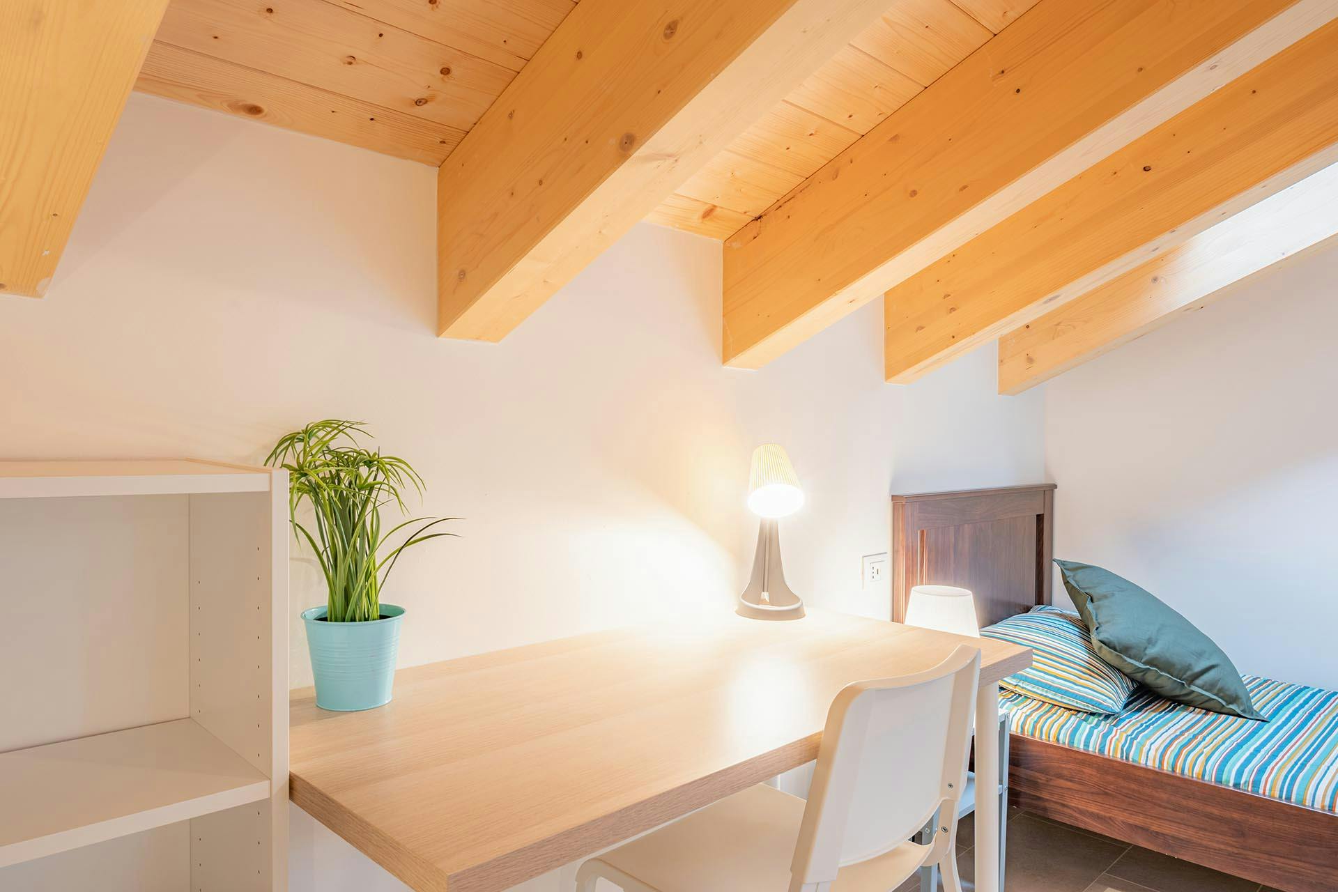 Double room Milan, 1 bed, 18m² — photo 7