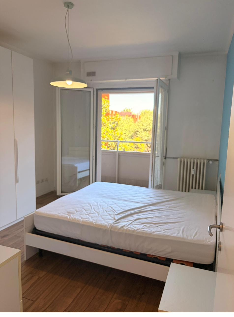 Appartamento in affitto a 1390 € al mese a Milan, Via Luca Ghini