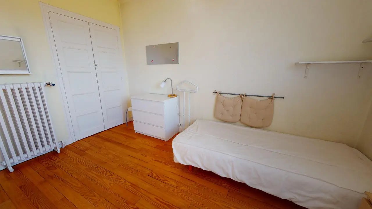 Private room in Boulevard Mansart, Dijon (1722683) ROOM 1