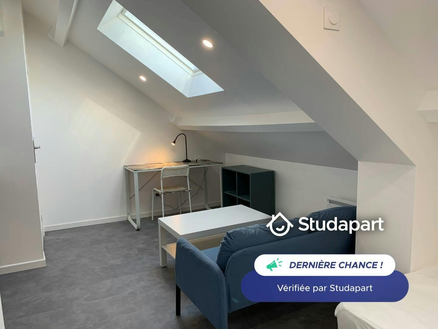 Apartamento para alugar por € 799 por mês em Antony, Rue Alfred de Musset