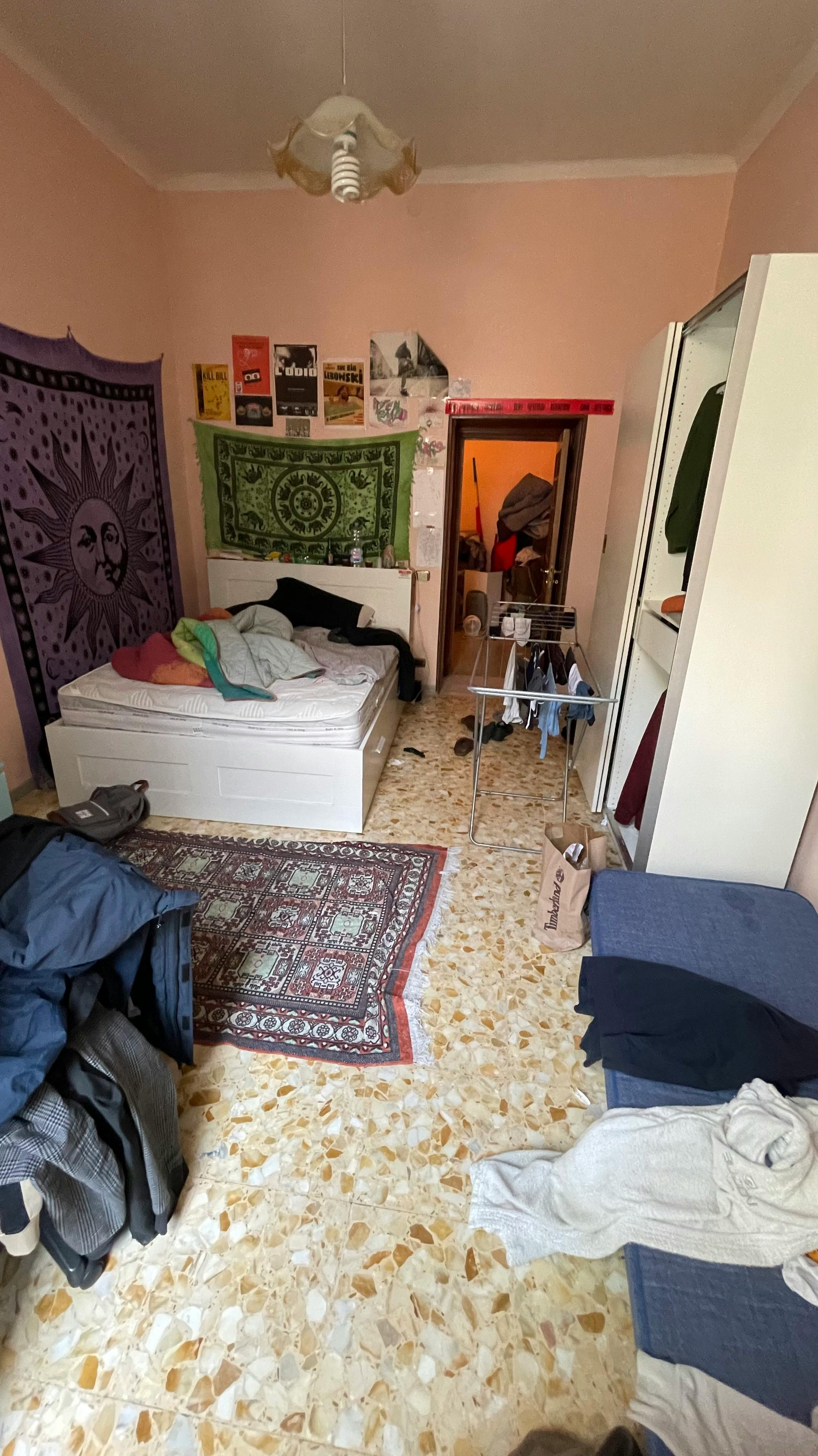 Quarto privado para alugar por € 299 por mês em Naples, Via Domenico Cirillo