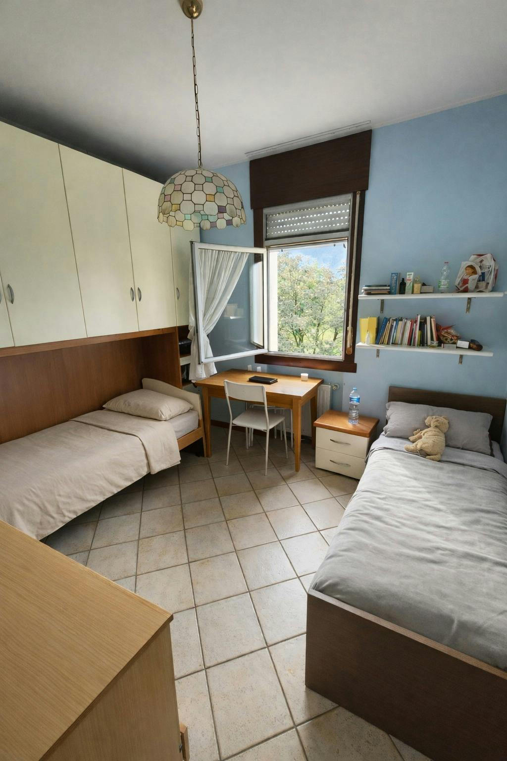 Mehrbettzimmer zu mieten für 350 € pro Monat in Brescia, Viale Europa