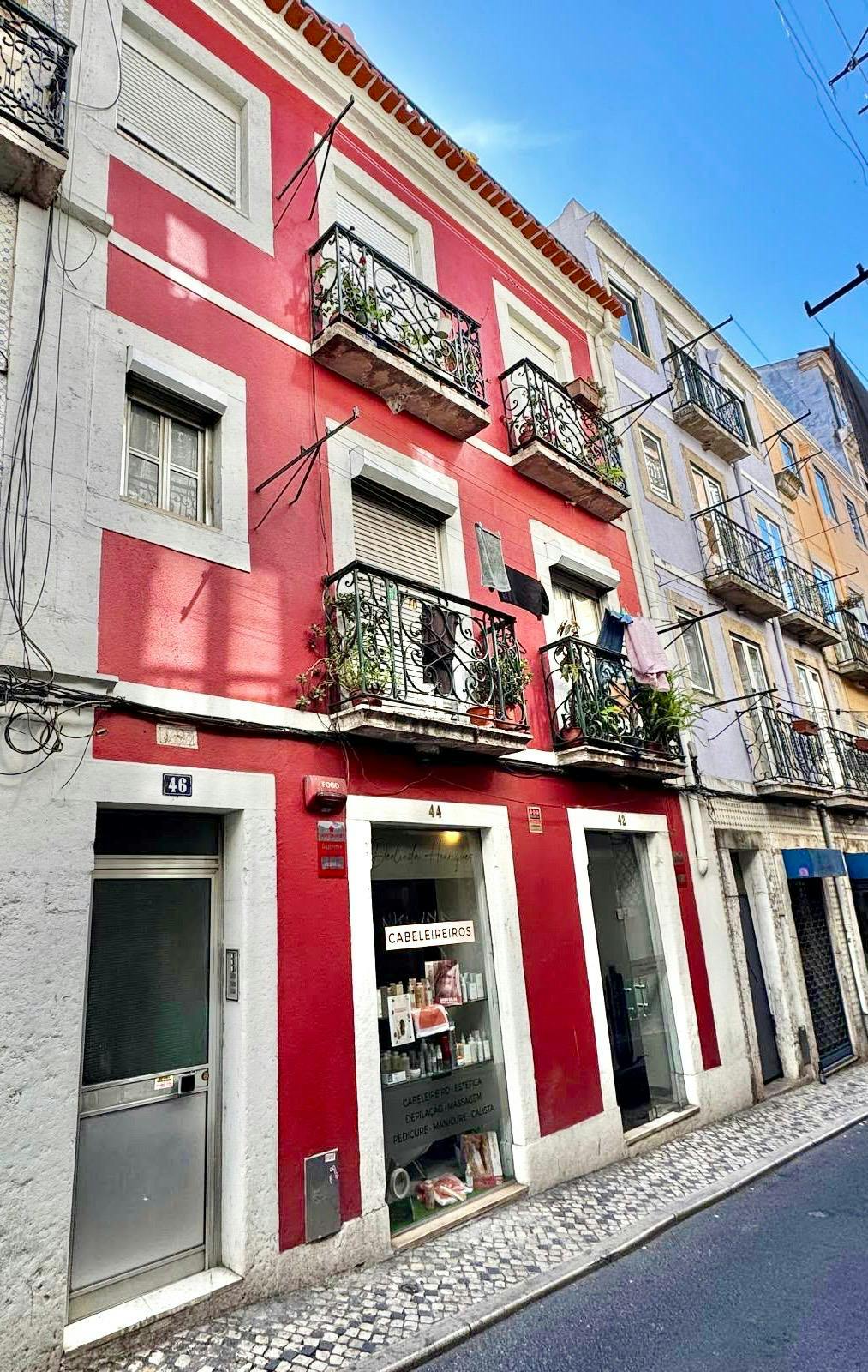 Rua dos Mastros, Lisbon preview