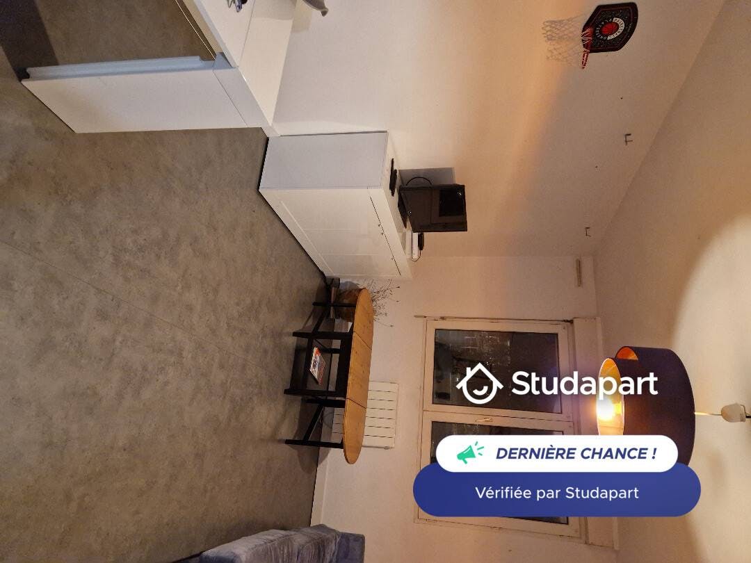 Apartment in Nantes, Madeleine, Centre Ville - View 4
