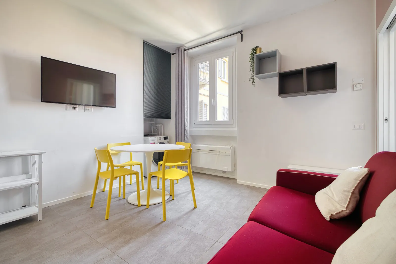 1-Bedroom Apartment in Via Cristoforo Gluck, Milan (1722971) ROOM 1