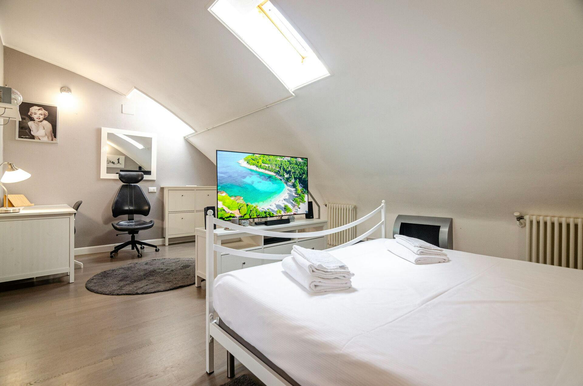 1-Bedroom Apartment in Via Giuseppe Dossetti, Bologna (1722974) ROOM 2