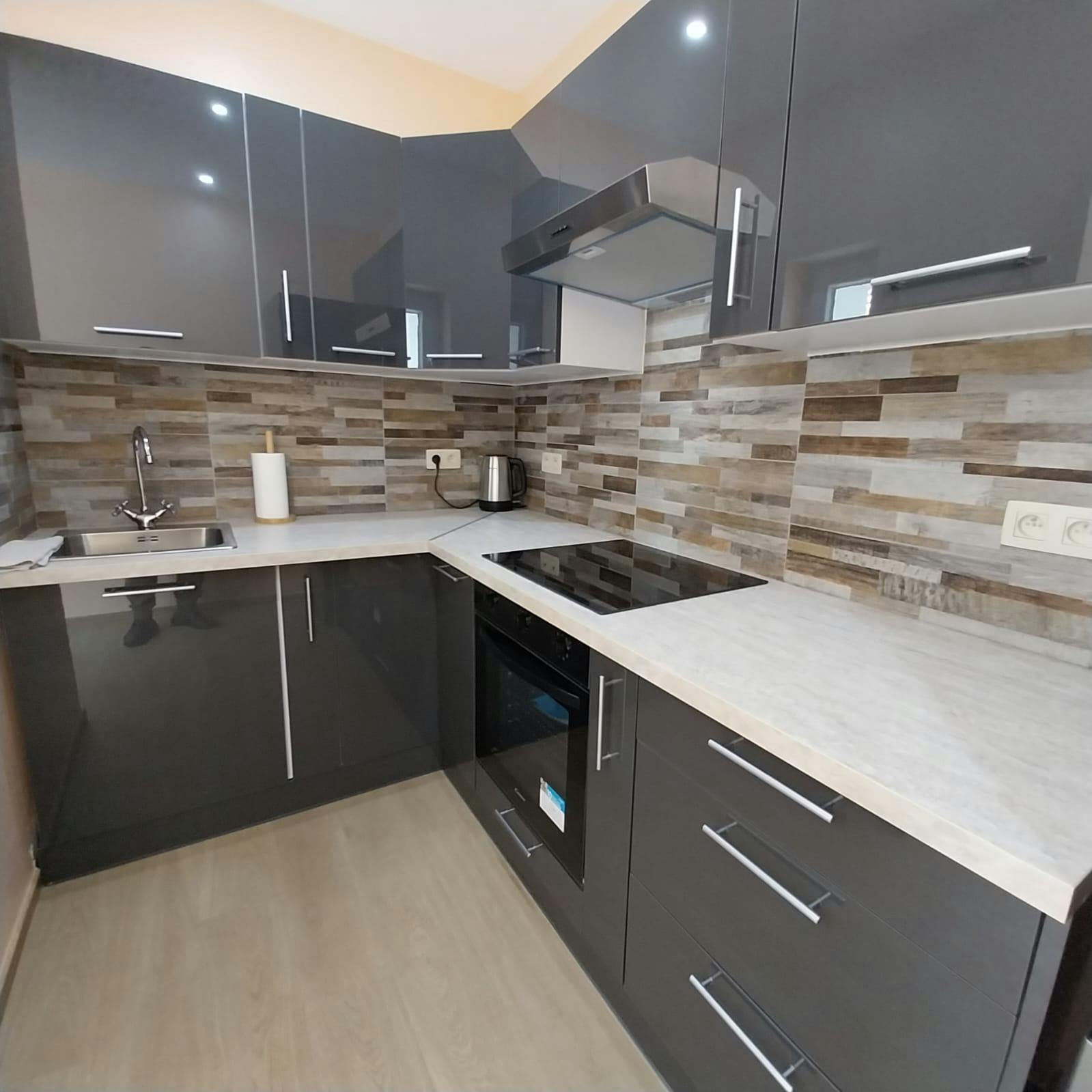 1-Bedroom Apartment in Rue Saint-Quentin, Brussels (1723016) ROOM 2