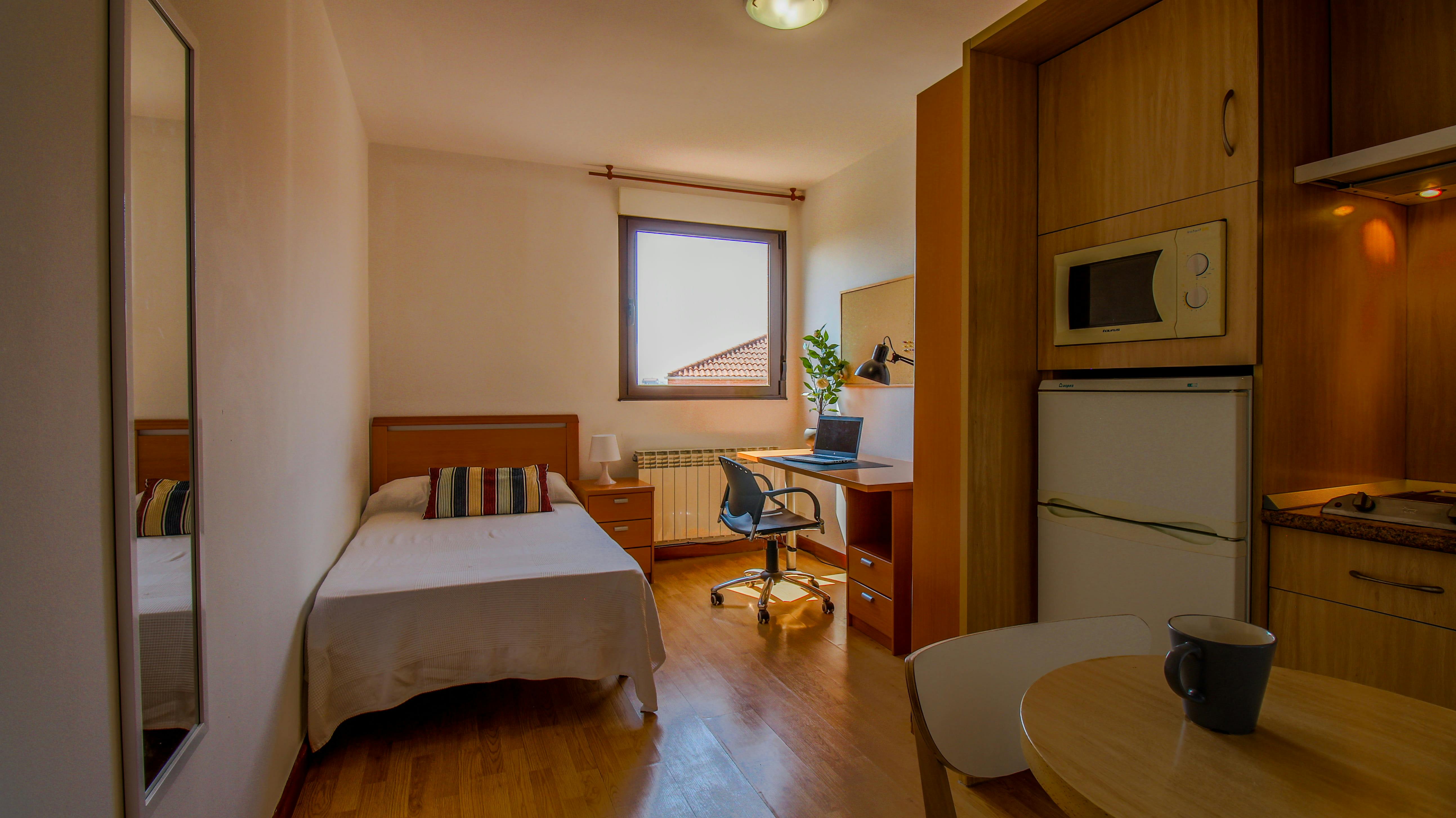 Stanza privata in affitto a 500 € al mese a Salamanca, Calle William Bradford