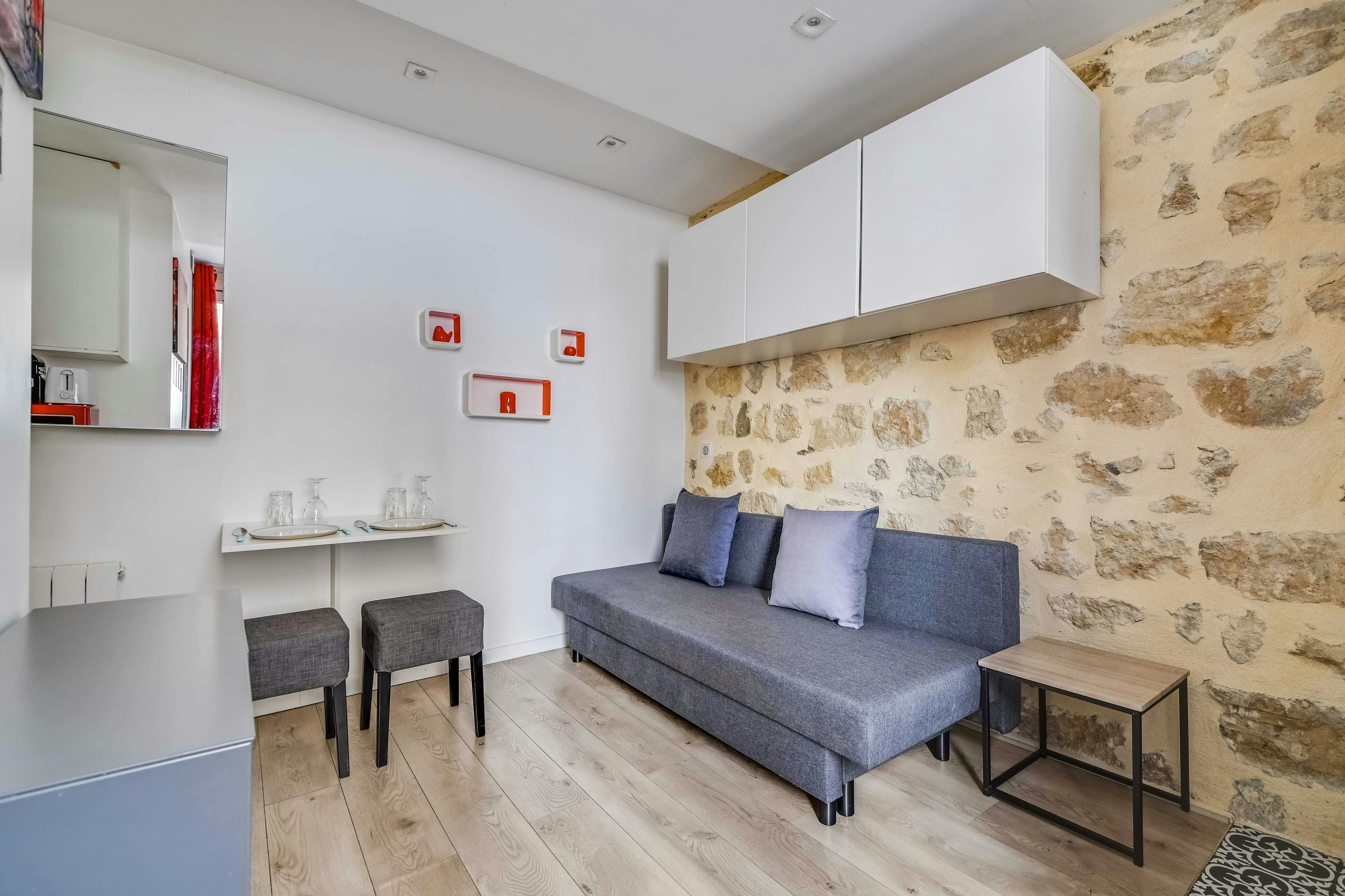 Studio zu mieten für 1.300 € pro Monat in Paris, Rue du Roi d'Alger