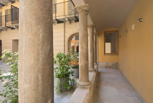 1-Bedroom Apartment in Via Maria Vittoria, Turin (1723072) room image 2