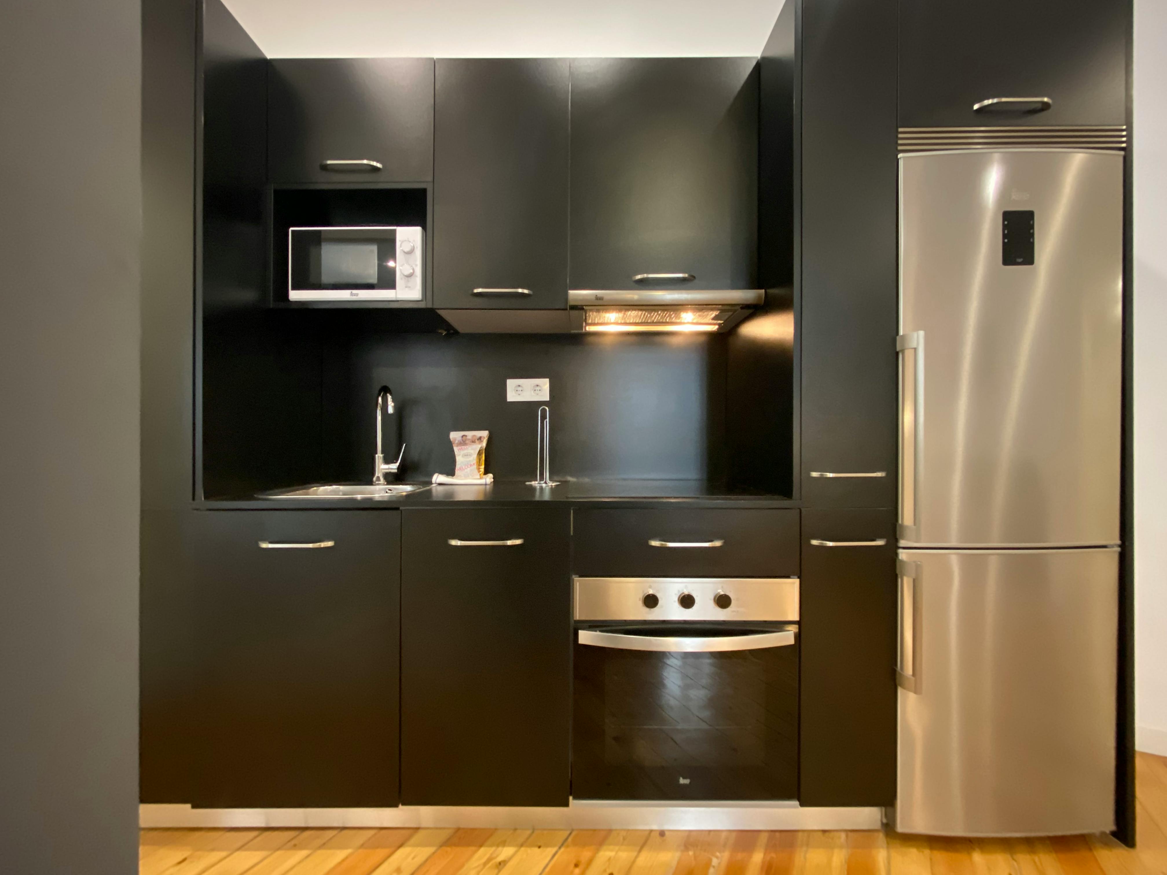1-Bedroom Apartment in Calle de Toledo, Madrid (1723073) ROOM 2