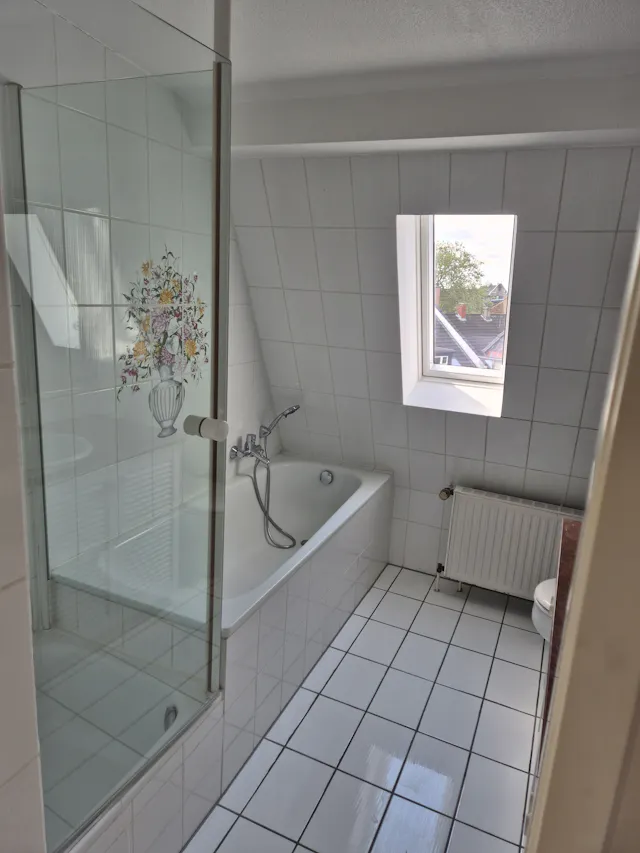 1-Bedroom Apartment in Luegallee, Düsseldorf (1723097) room image 2