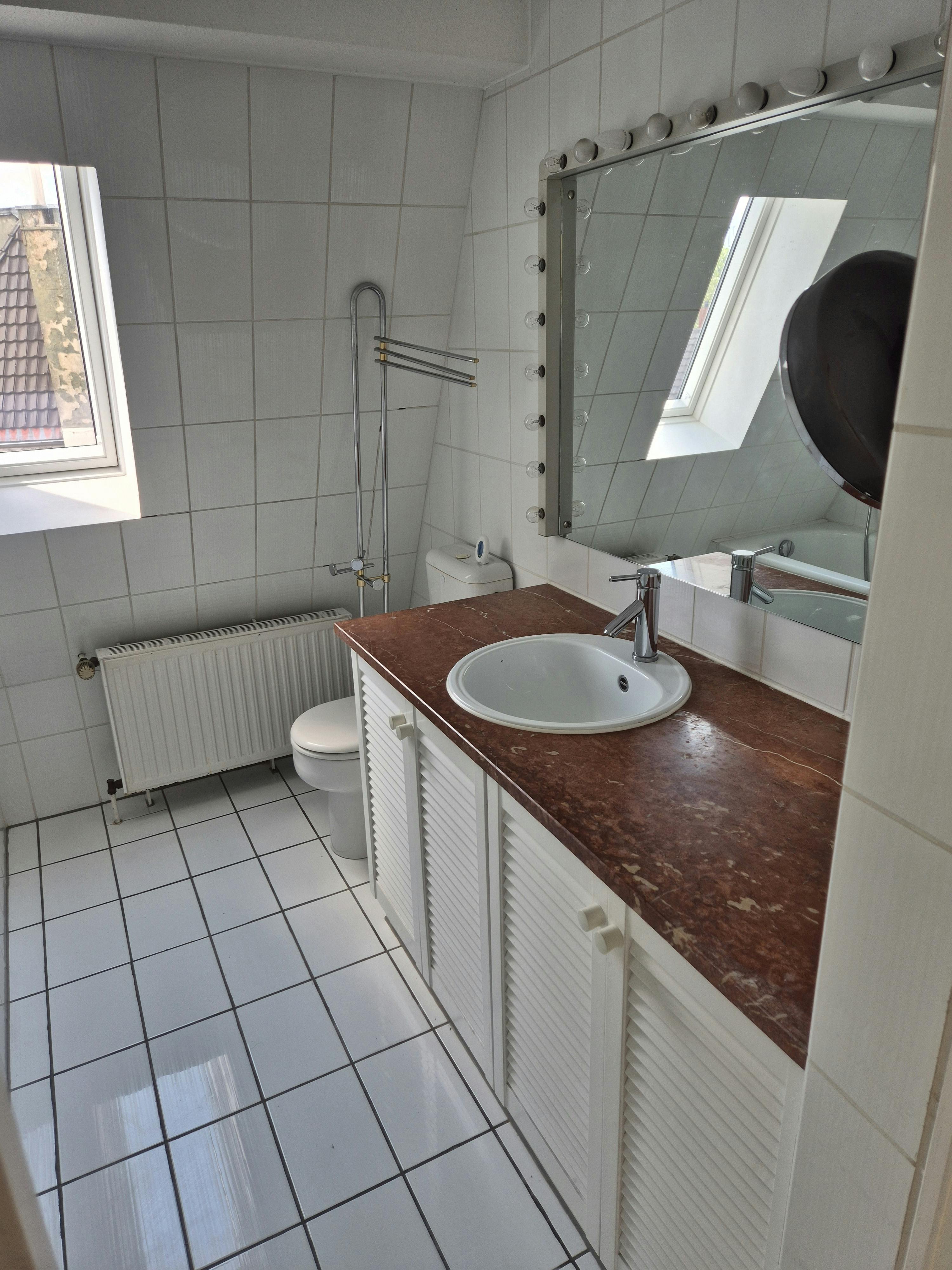 1-Bedroom Apartment in Luegallee, Düsseldorf (1723097) ROOM