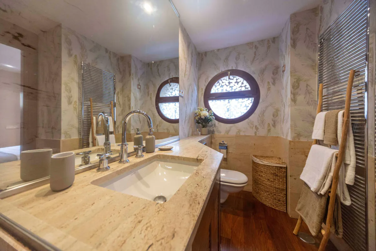 1-Bedroom Apartment in Calle de Rodríguez Marín, Madrid (1723117) ROOM