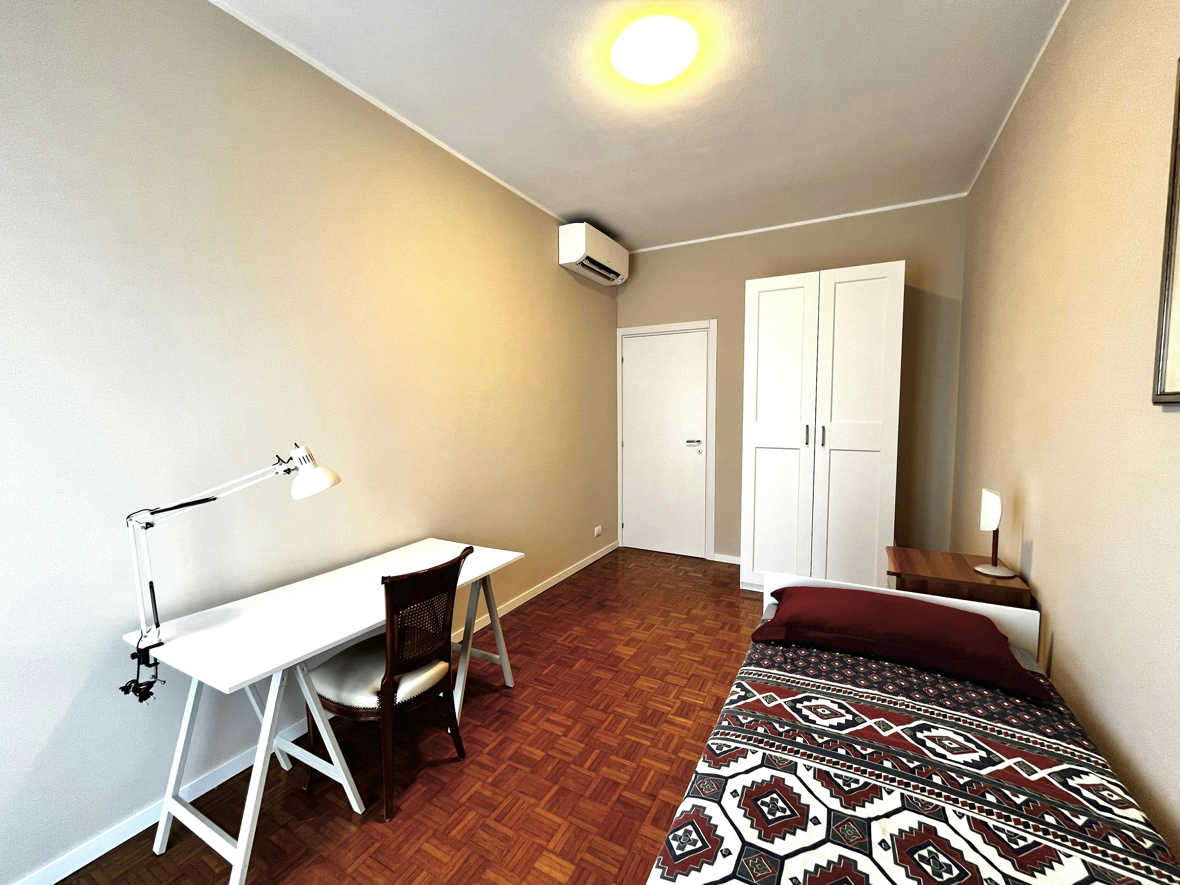 2-Bedroom Apartment in Via Zurigo, Milan (1723231) ROOM 3