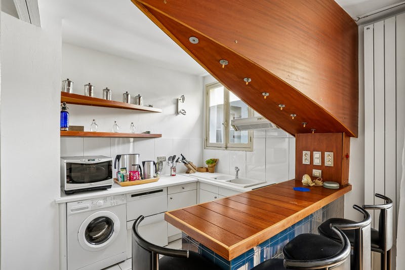 Apartment in Rue Marguerite de Rochechouart, Paris (1723249) ROOM