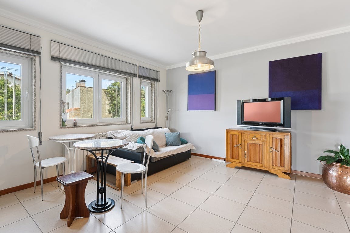 Haus zu mieten für 10 € pro Monat in Mamarrosa, Rua Quinta do Cavaleiro