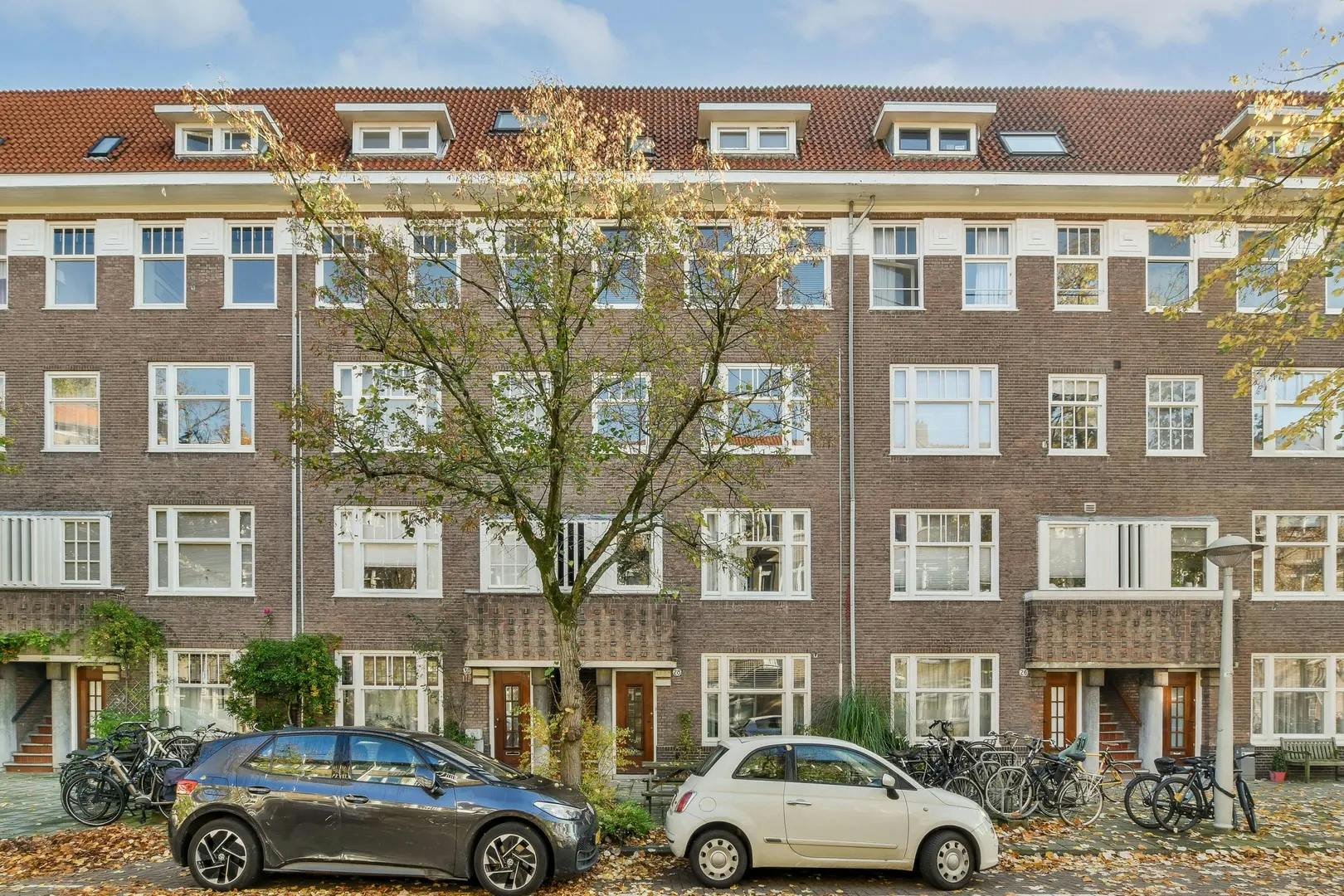 Apartment for rent for €3,000 per month in Amsterdam, Sassenheimstraat