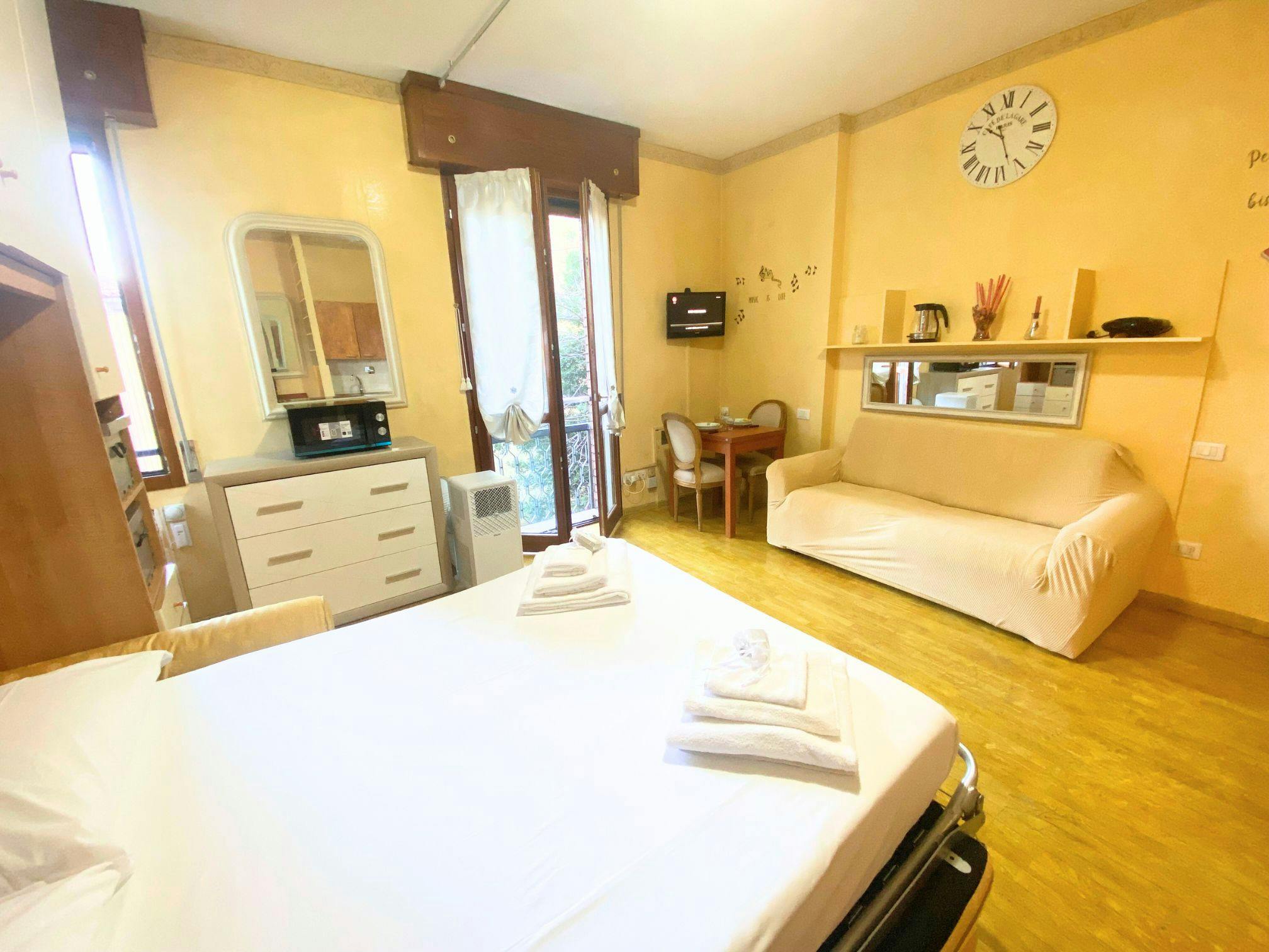 Viale Carlo Berti Pichat