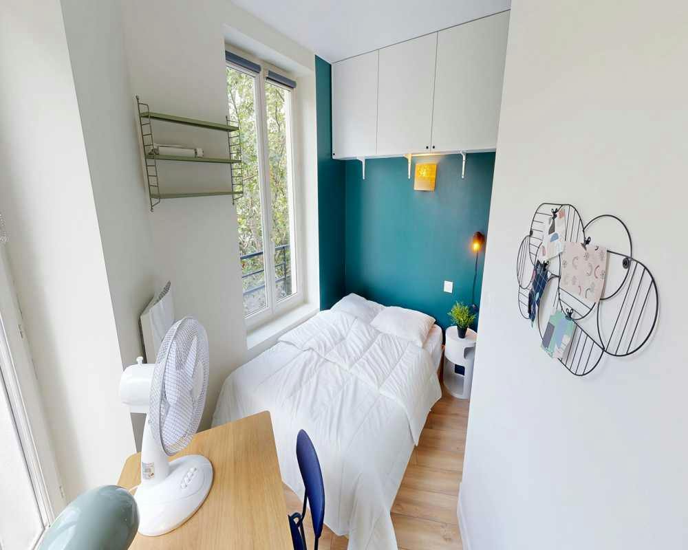 Private room for rent on Rue Lally-Tollendal, Paris