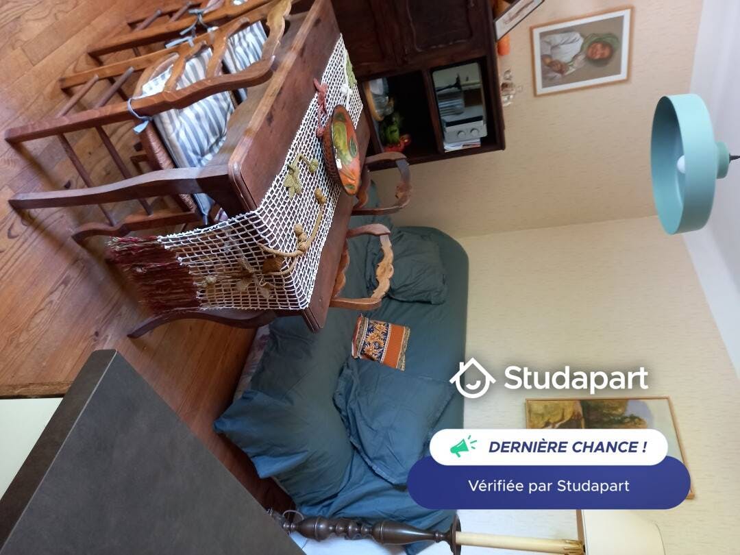 Private room for rent for €350 per month in Millau, Rue Monseigneur Michel Andrieu