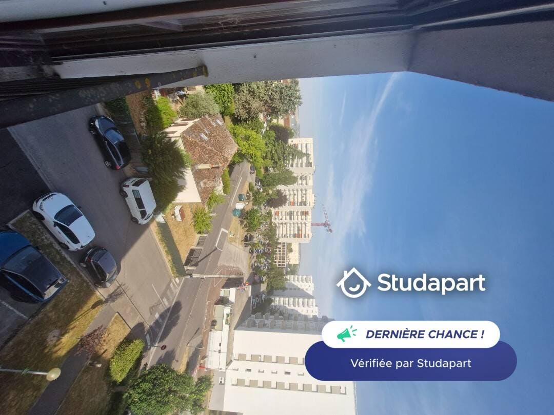 Apartment for rent for €780 per month in Troyes, Rue Adolphe Thiers