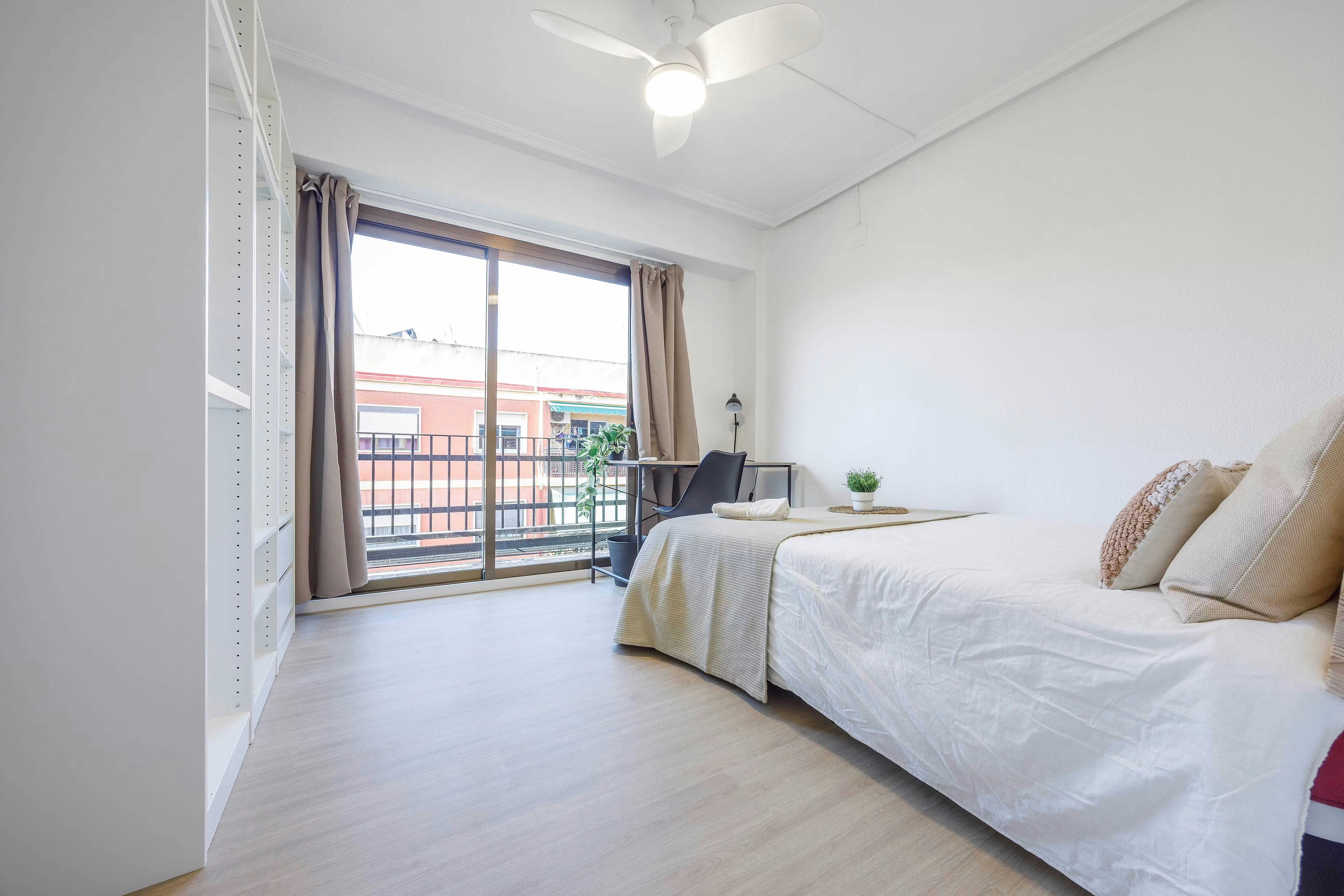 Carrer de Francesc Martínez, Valencia preview